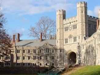 Marine Biology Colleges in California